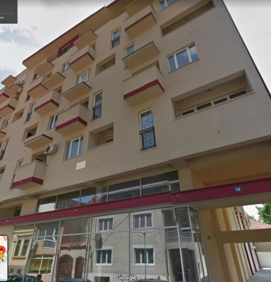 Centar S Apartment Nis Bagian luar foto